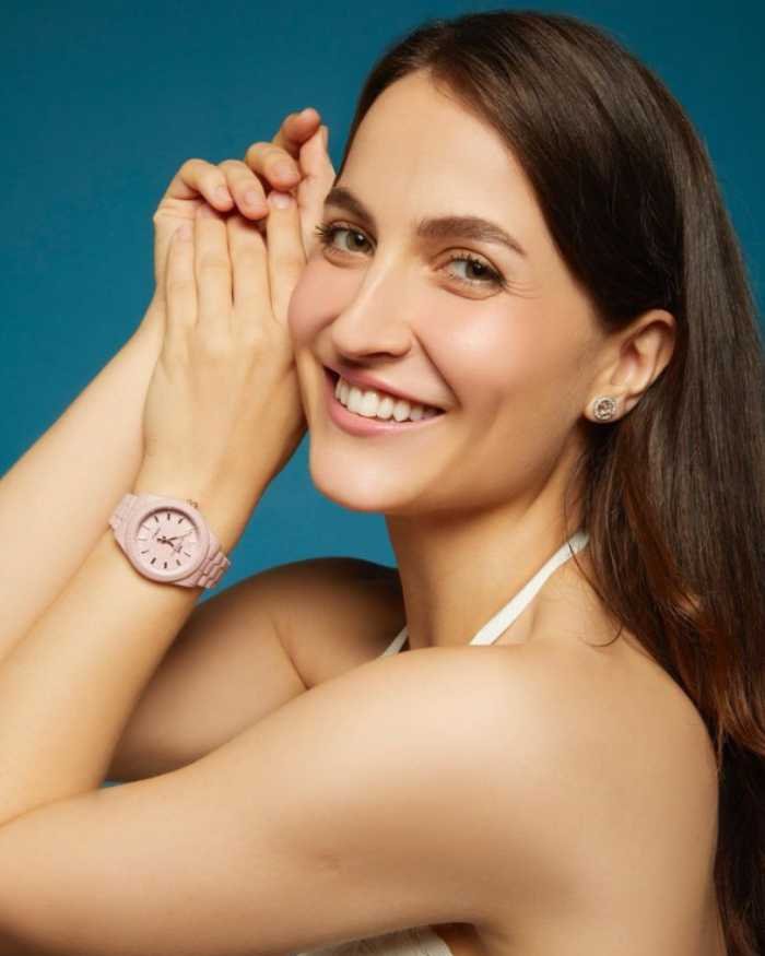elli avrram 4